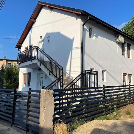 Rock Hostel Приштина Экстерьер фото