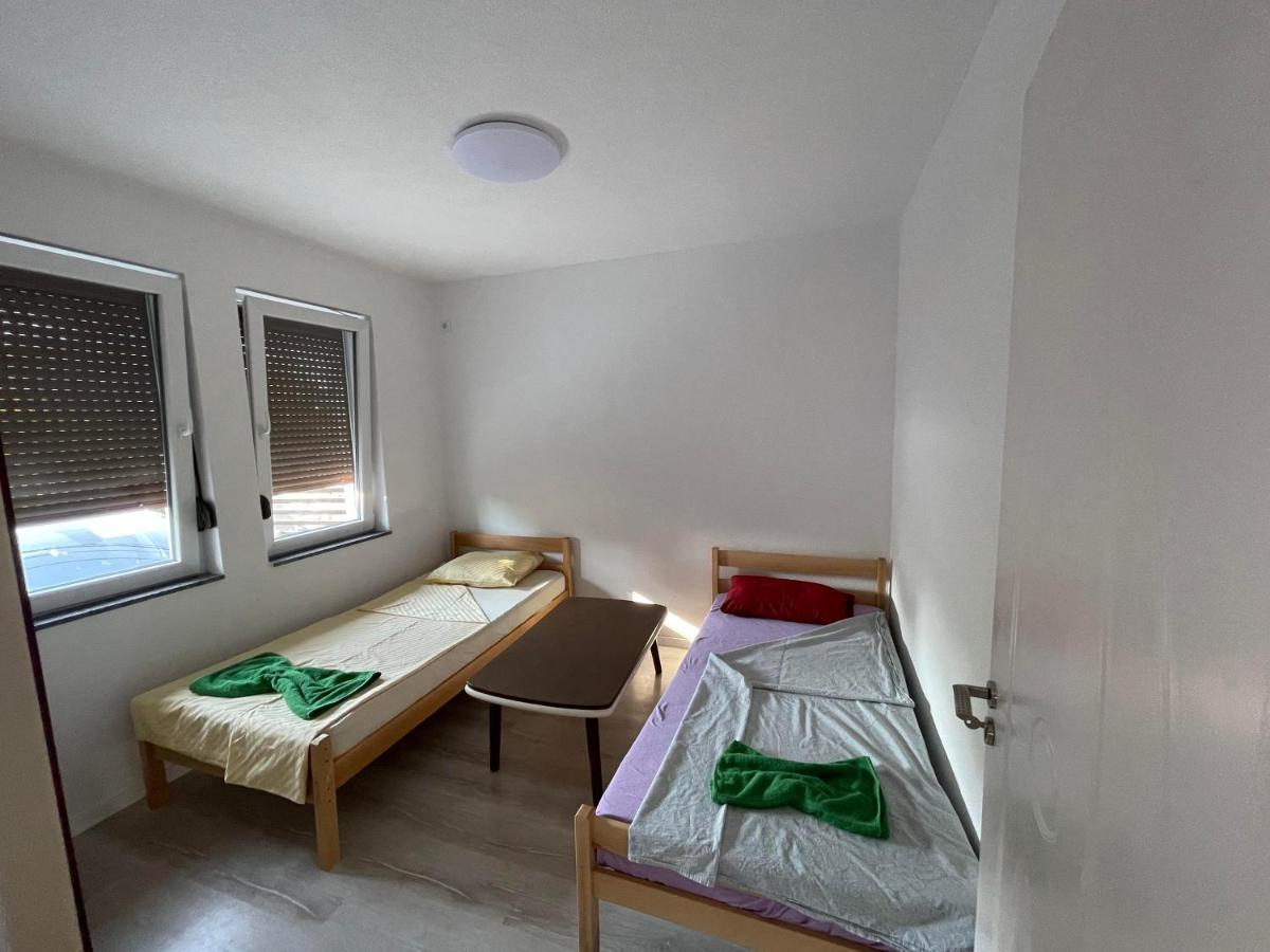 Rock Hostel Приштина Экстерьер фото
