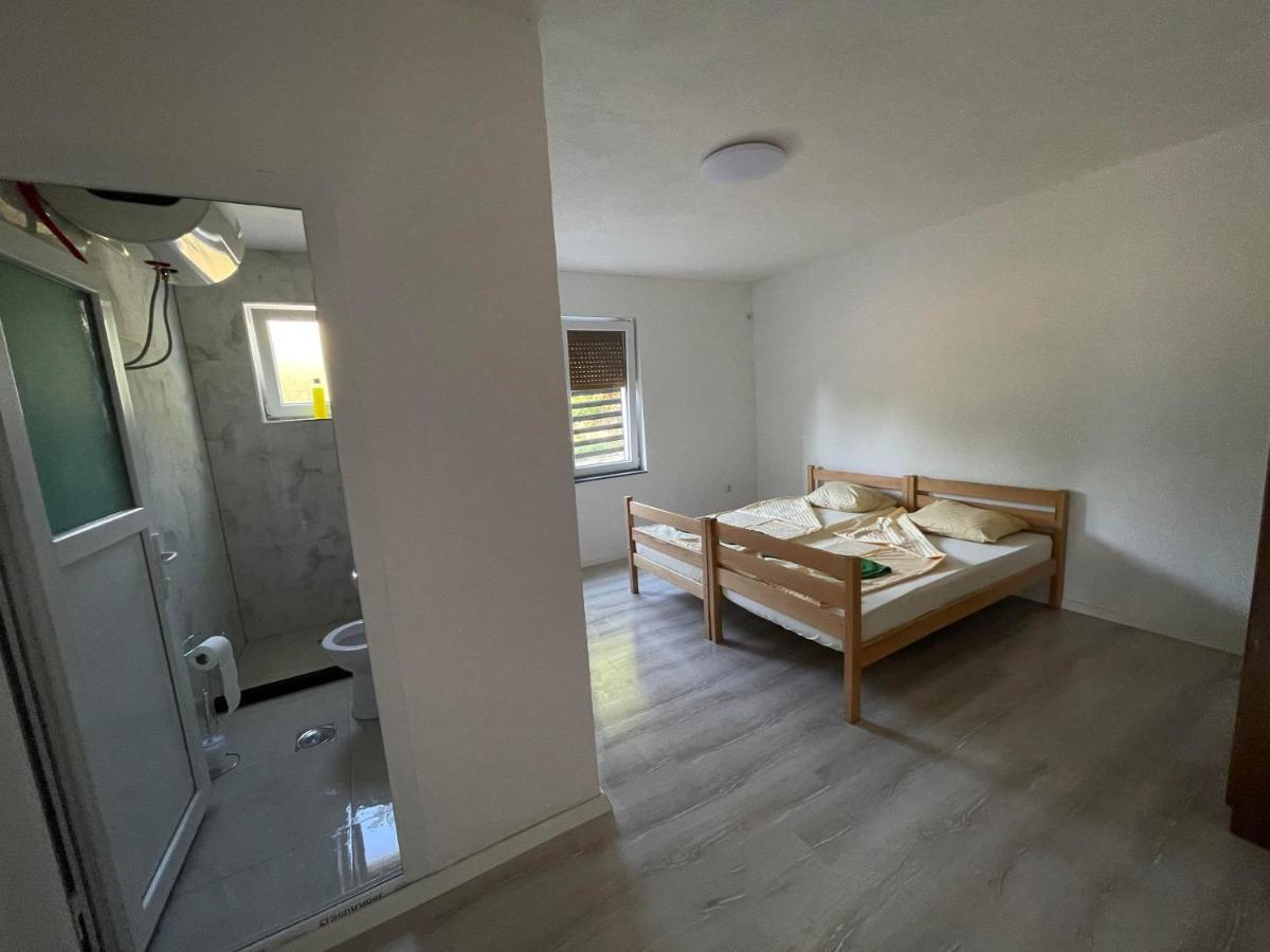 Rock Hostel Приштина Экстерьер фото